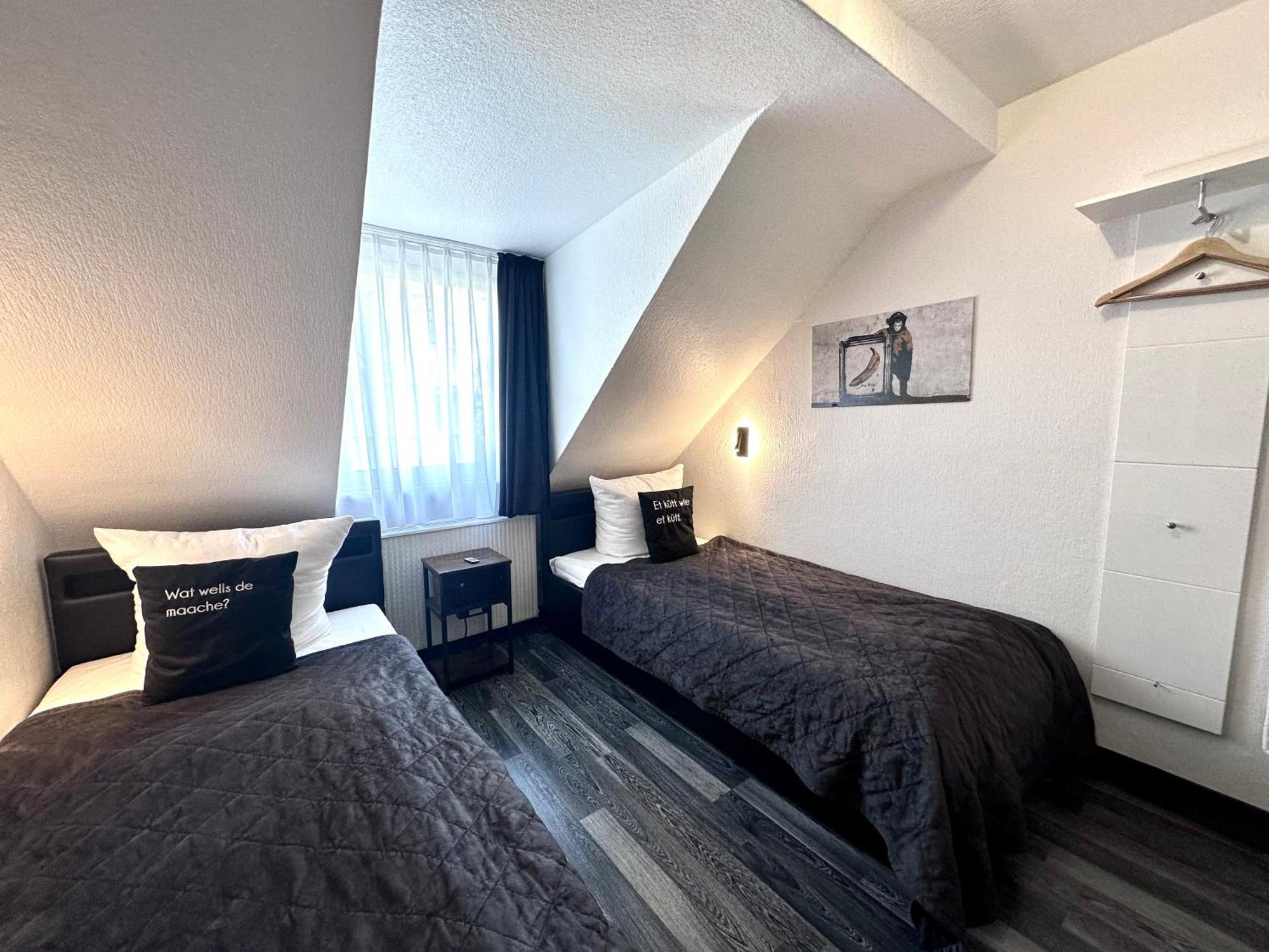 Hotel Alt Deutz City-Messe-Arena Kontaktloser Self Check-In Colonia Esterno foto