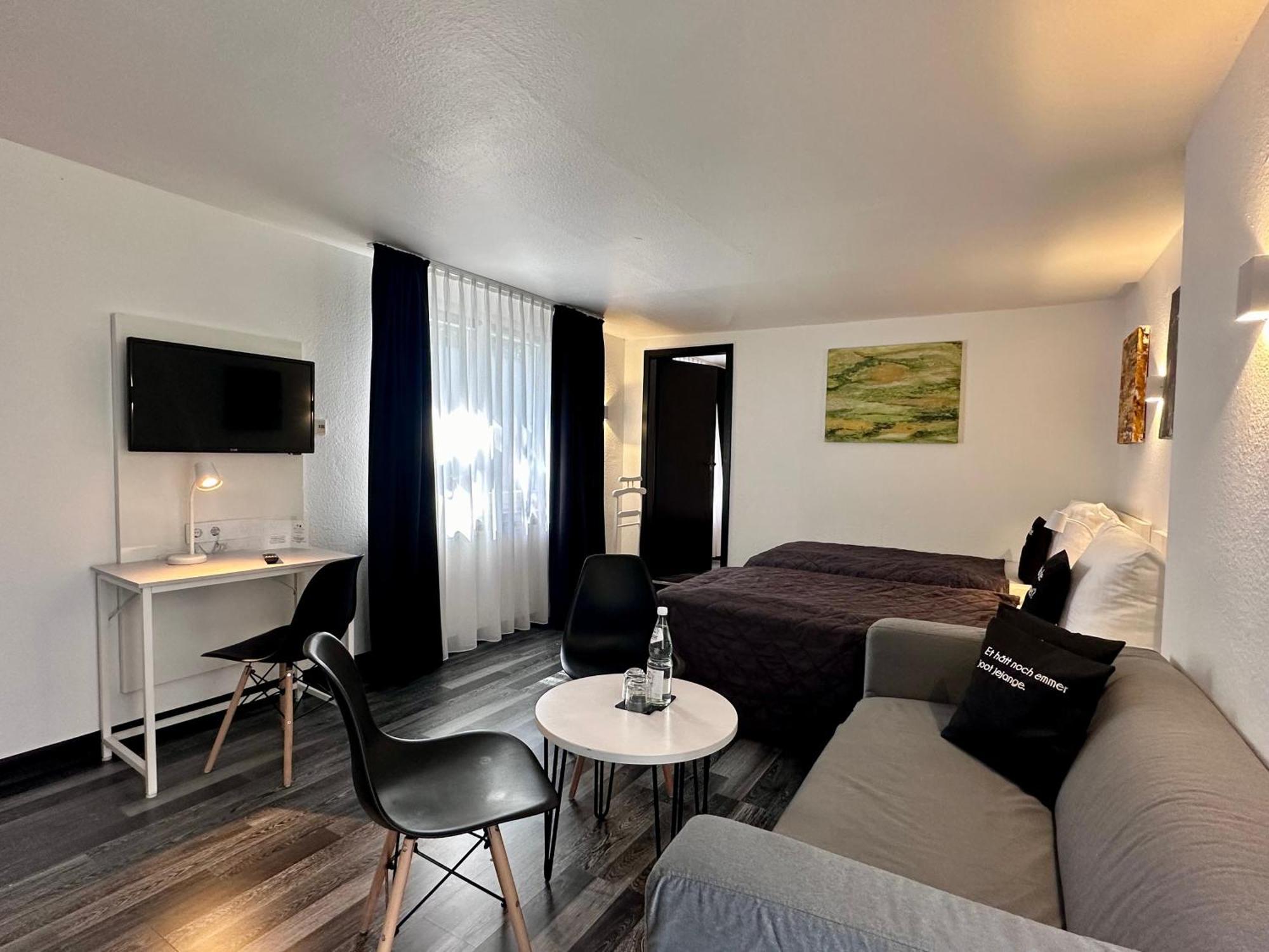 Hotel Alt Deutz City-Messe-Arena Kontaktloser Self Check-In Colonia Esterno foto
