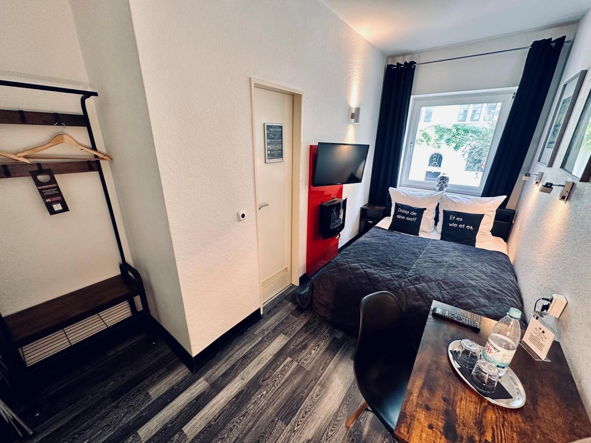 Hotel Alt Deutz City-Messe-Arena Kontaktloser Self Check-In Colonia Esterno foto