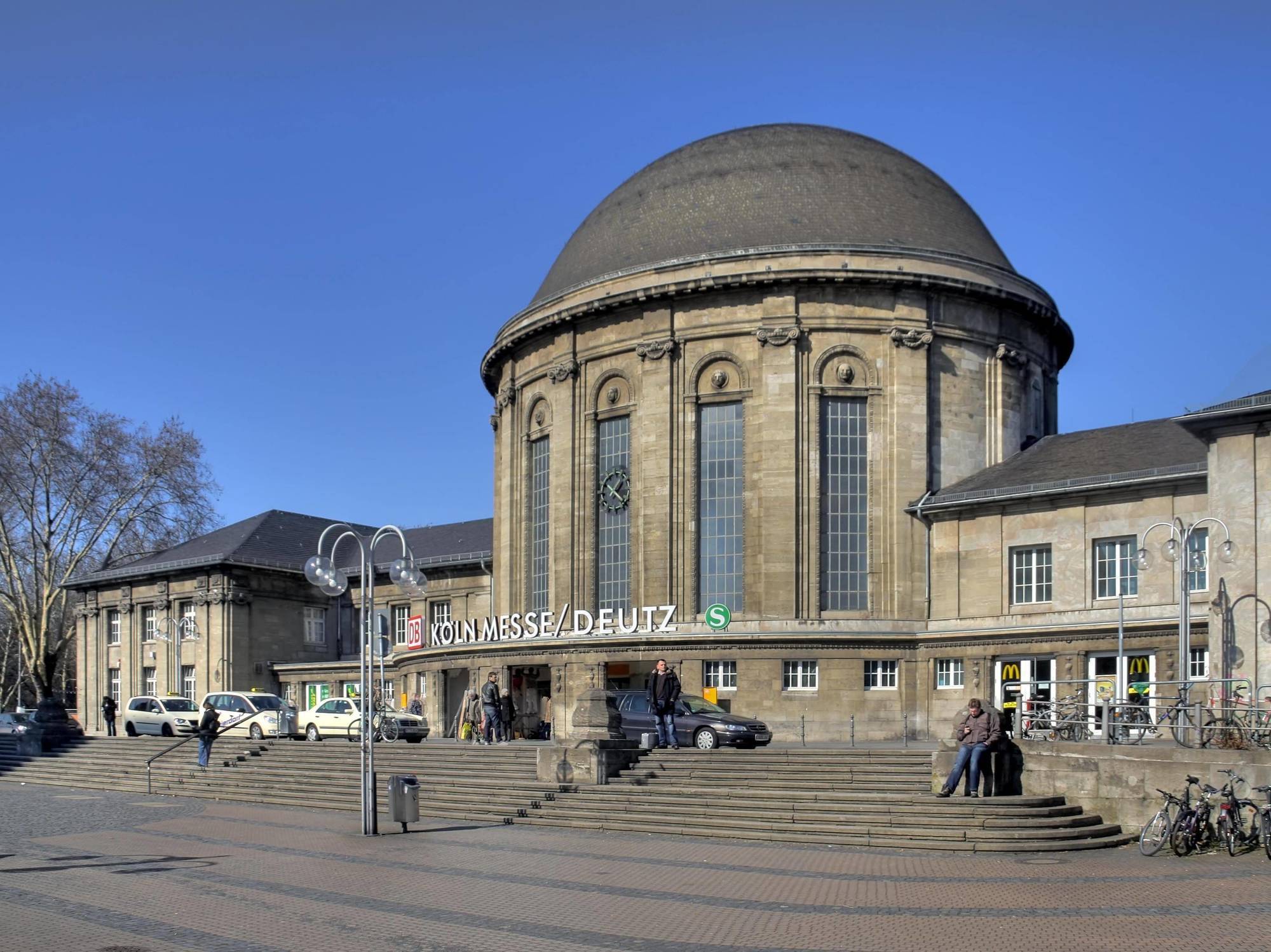 Hotel Alt Deutz City-Messe-Arena Kontaktloser Self Check-In Colonia Esterno foto